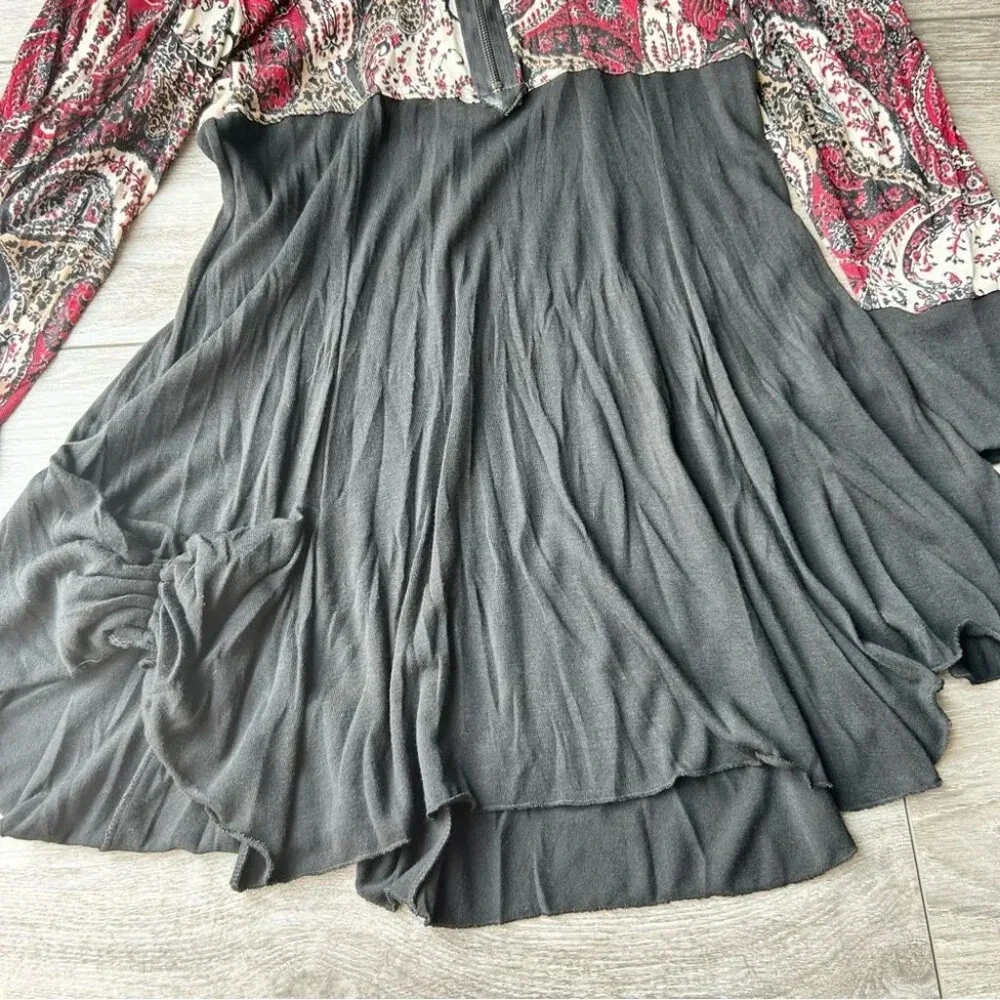 Frank Lyman Paisley Pattern Hooded Sweater Dress Made in Canada